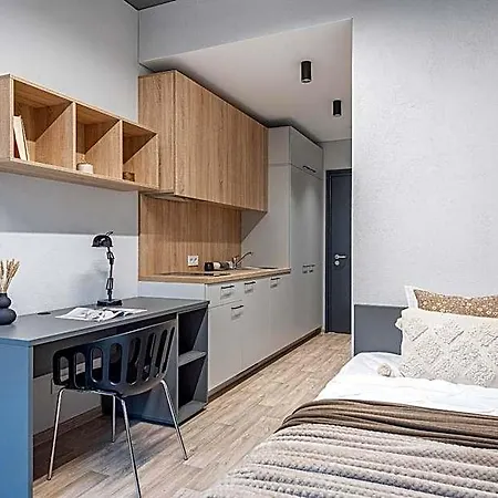 Shed Coliving Aparthotel