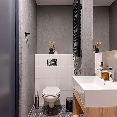 Shed Coliving * Vilnius