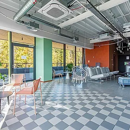 Shed Coliving Aparthotel